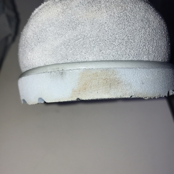 Women’s Bearpaw Suede Booties - Picture 10 of 11